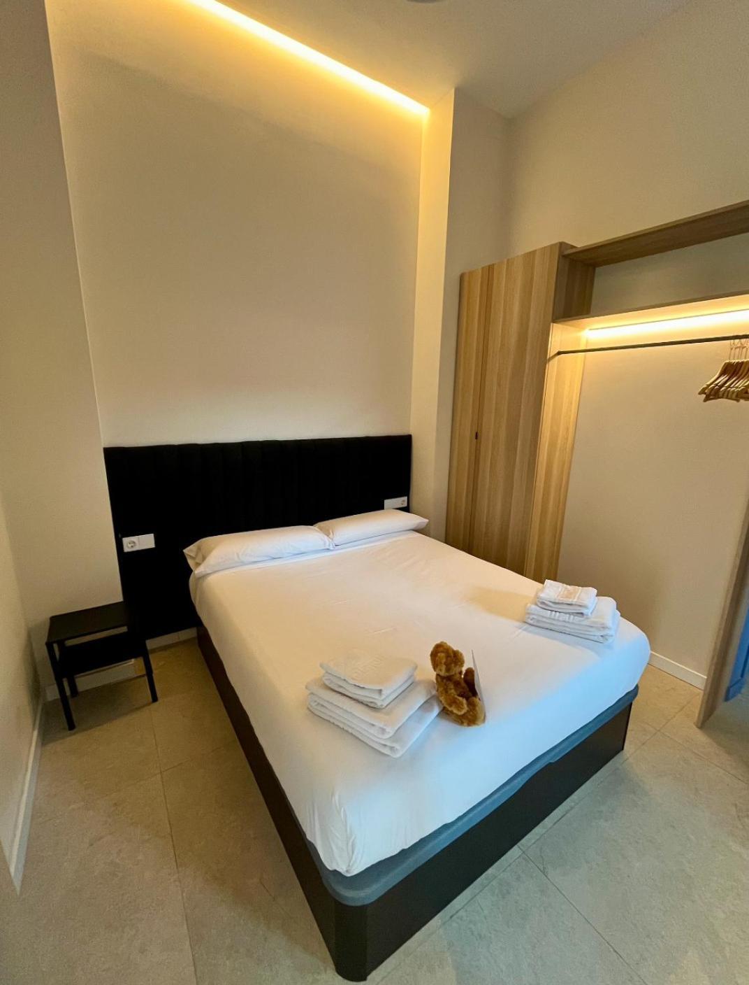 Osito Hub - Campoamor Valencia Eksteriør billede